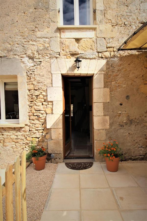 Joli Gite Pour 5 Personnes : Chez Cherrie Saint-Julien-de-Lampon Exterior foto
