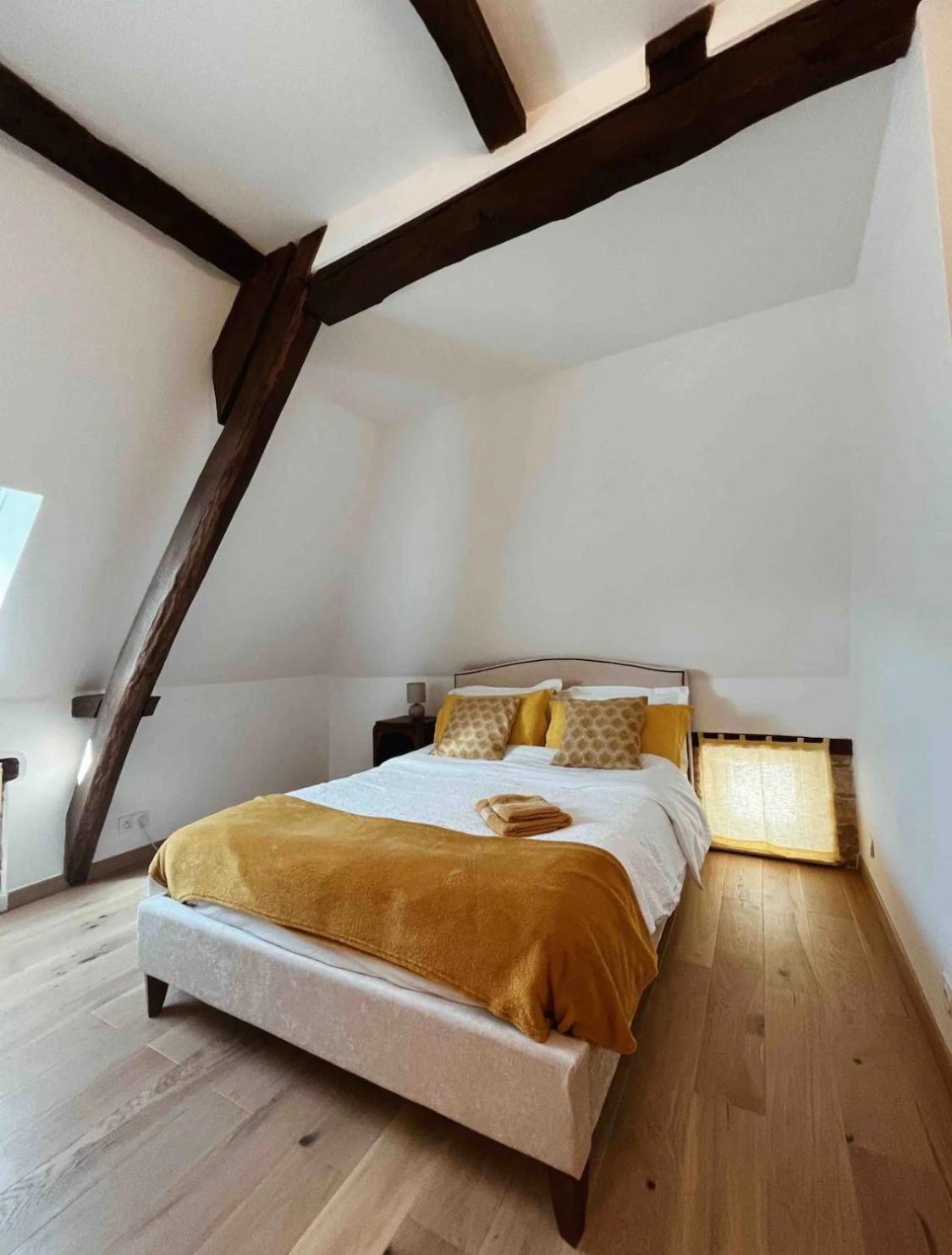 Joli Gite Pour 5 Personnes : Chez Cherrie Saint-Julien-de-Lampon Exterior foto